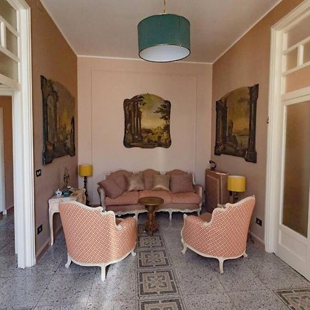 Luxury Suite Vitruvio 55 ฟอร์เมีย ภายนอก รูปภาพ